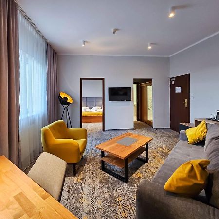 Hotel Mikulski Gliwice Buitenkant foto