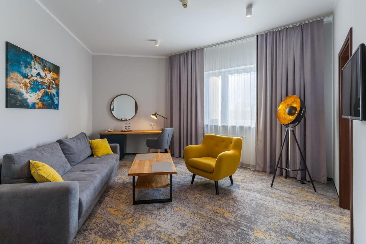 Hotel Mikulski Gliwice Buitenkant foto