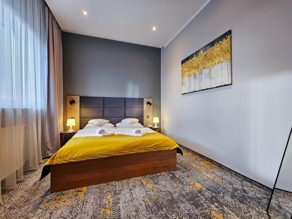 Hotel Mikulski Gliwice Buitenkant foto